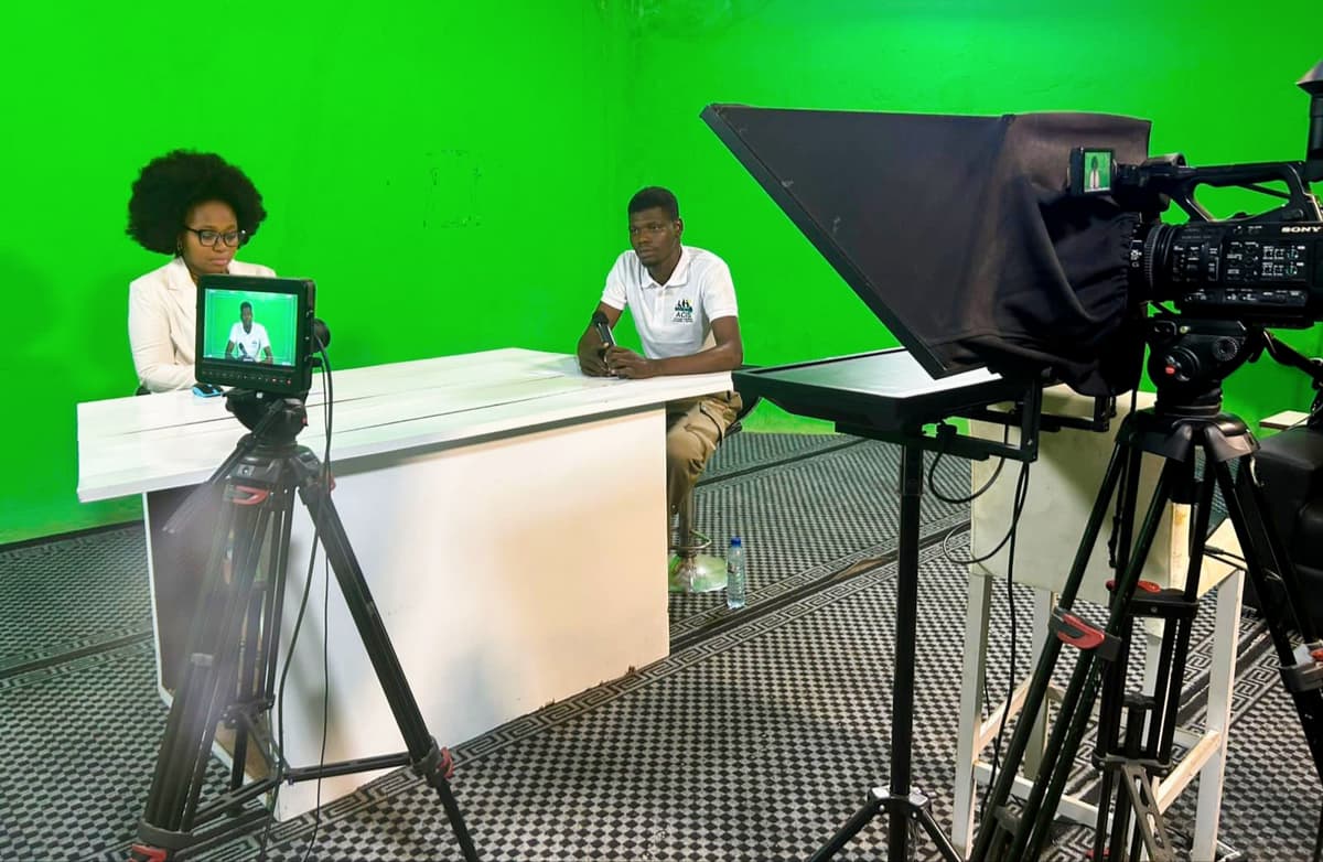 Desafios, Acessibilidade e Inclusão Social na Televisão Academica