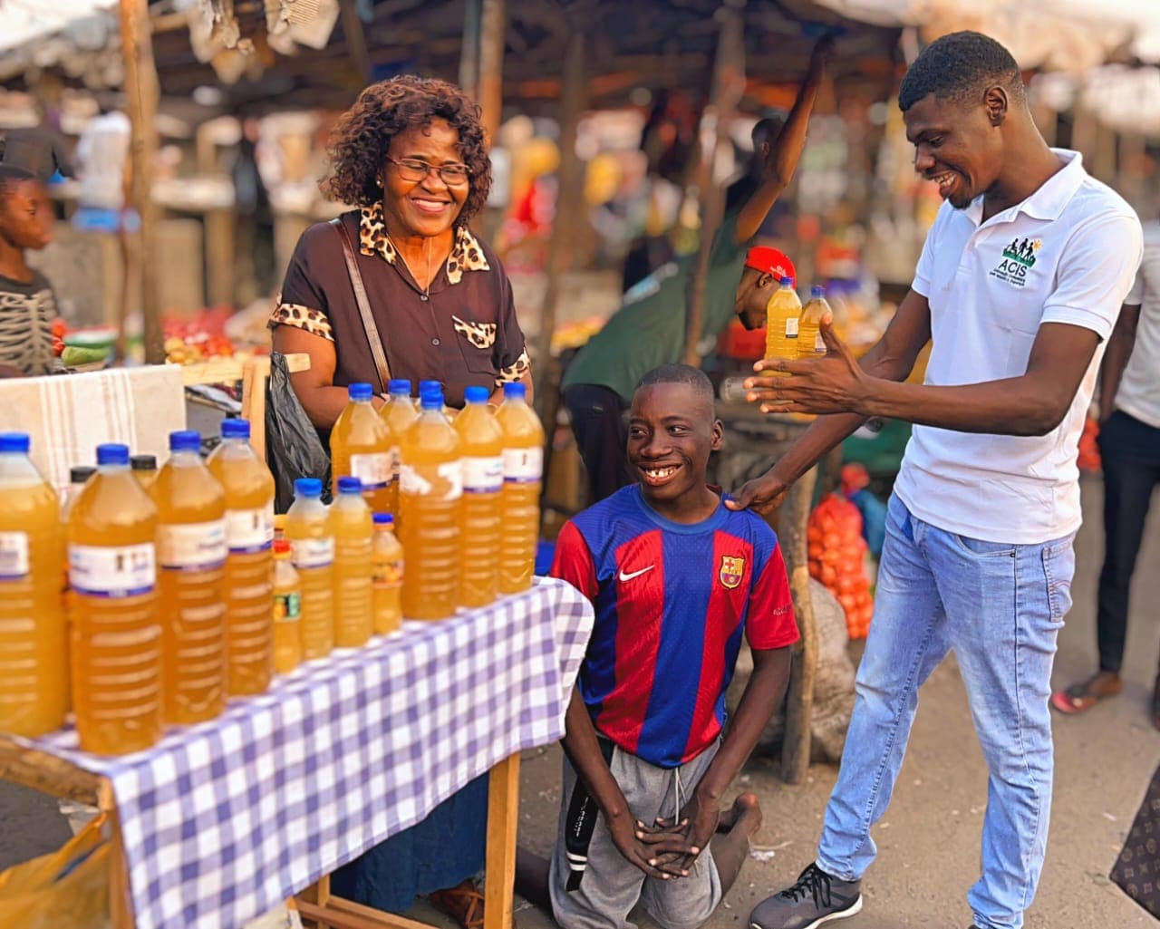Apoiamos o jovem com deficiência física a avancar com o seu negocio